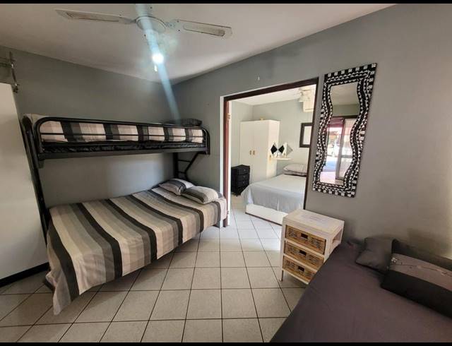 1 BEDROOM APARTMENT FOR SALE IN UVONGO BEACH